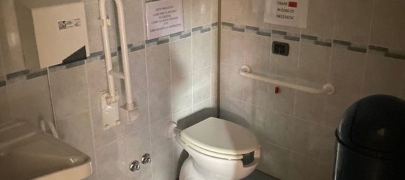 Офис 68м² в Эрба, Италия № 140933 11