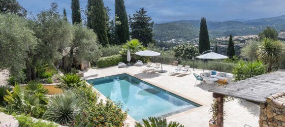 5 bedrooms Commercial property in Le Tignet, France No. 1695 3