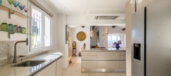 5 bedrooms Commercial property in Le Tignet, France No. 1695 9