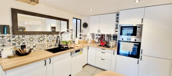 3 bedrooms House in Guerville, France No. 284959 15