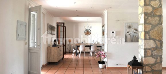 9 Schlafzimmer Villa in Terracina, Italy, Nr. 115968 14