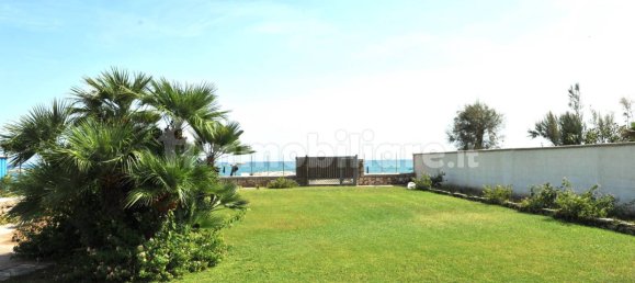 9 Schlafzimmer Villa in Terracina, Italy, Nr. 115968 40
