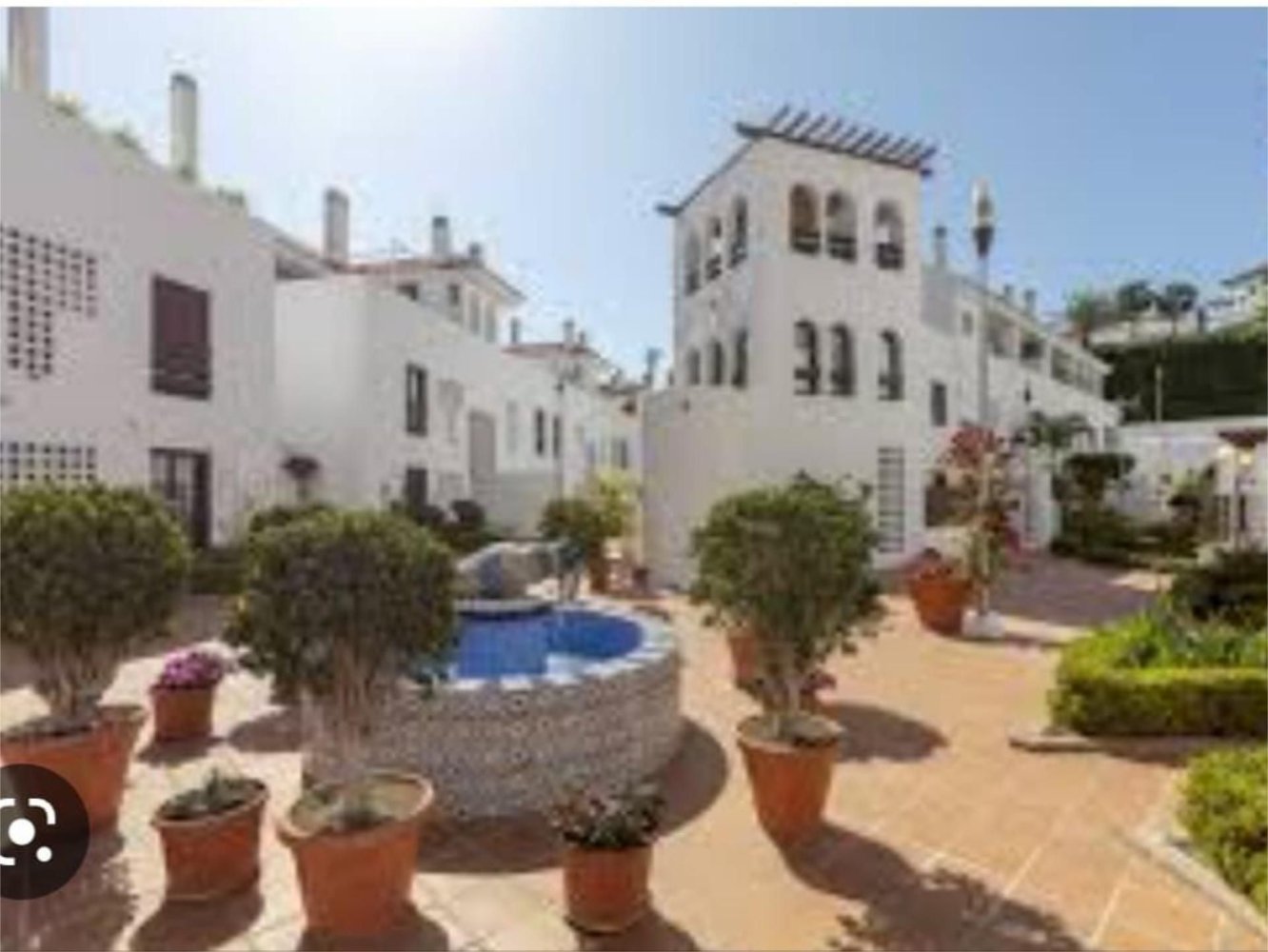 Дуплекс с 2 спальнями в Марбелья, Испания № 235111