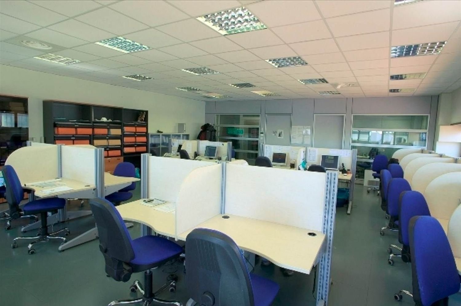 Bureau à Civitavecchia, Italy 1200m² No. 268101