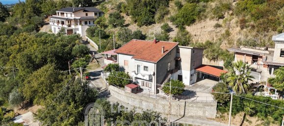 2 Schlafzimmer Haus in Orsomarso, Italy, Nr. 118482 2