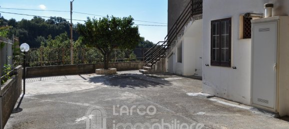 2 Schlafzimmer Haus in Orsomarso, Italy, Nr. 118482 9