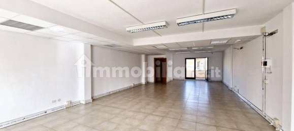 Bureau à Olbia, Italy 89m² No. 318309 3