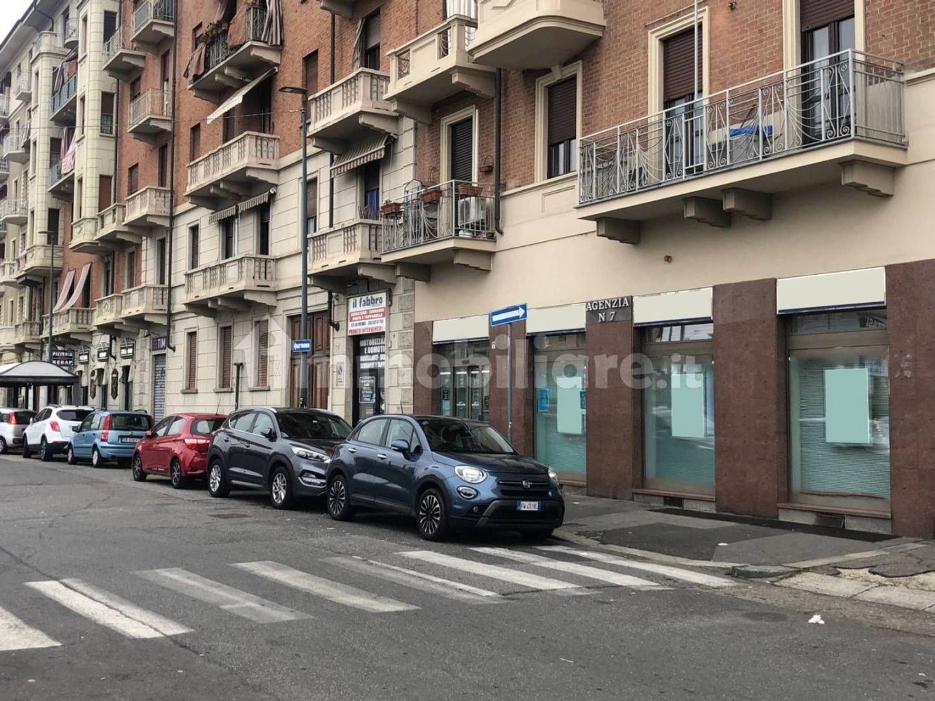 Propriété commerciale à Turin, Italy 330m² No. 206509