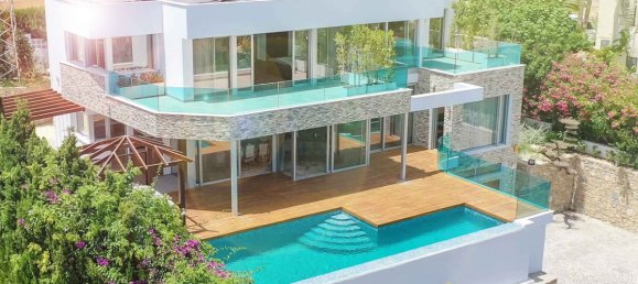 3 bedrooms Villa in Calpe, Spain No. 8810 2