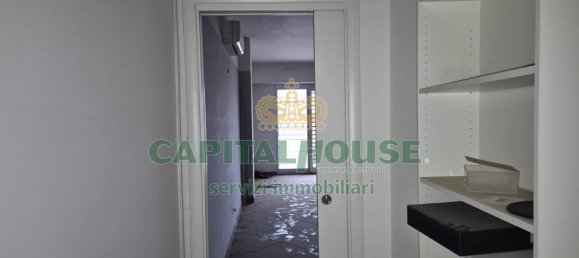 Propiedad comercial de 1 habitación en Portico di Caserta, Italy No. 229720 14