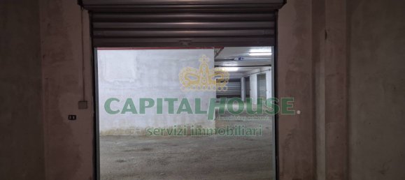 Propiedad comercial de 1 habitación en Portico di Caserta, Italy No. 229720 20