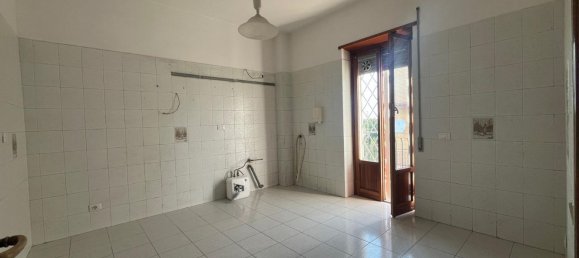 3 bedrooms Apartment in Rome, Italy No. 318818 17
