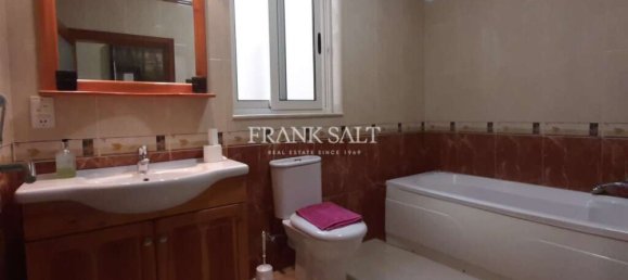 3 bedrooms Apartment in Gharb, Malta No. 5878 8