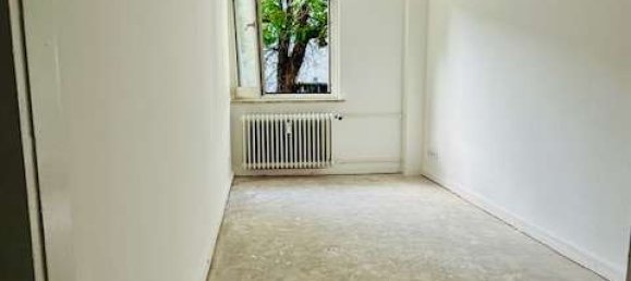 12 rooms Building in Frankfurt am Main, Germany No. 291160 11