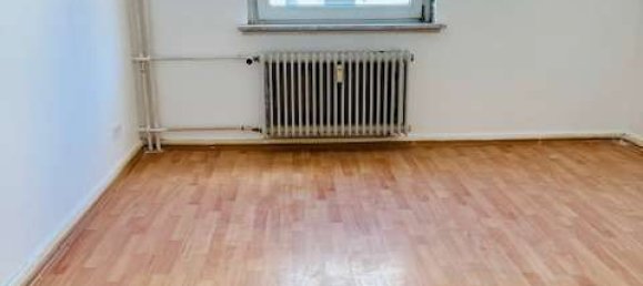 12 rooms Building in Frankfurt am Main, Germany No. 291160 8