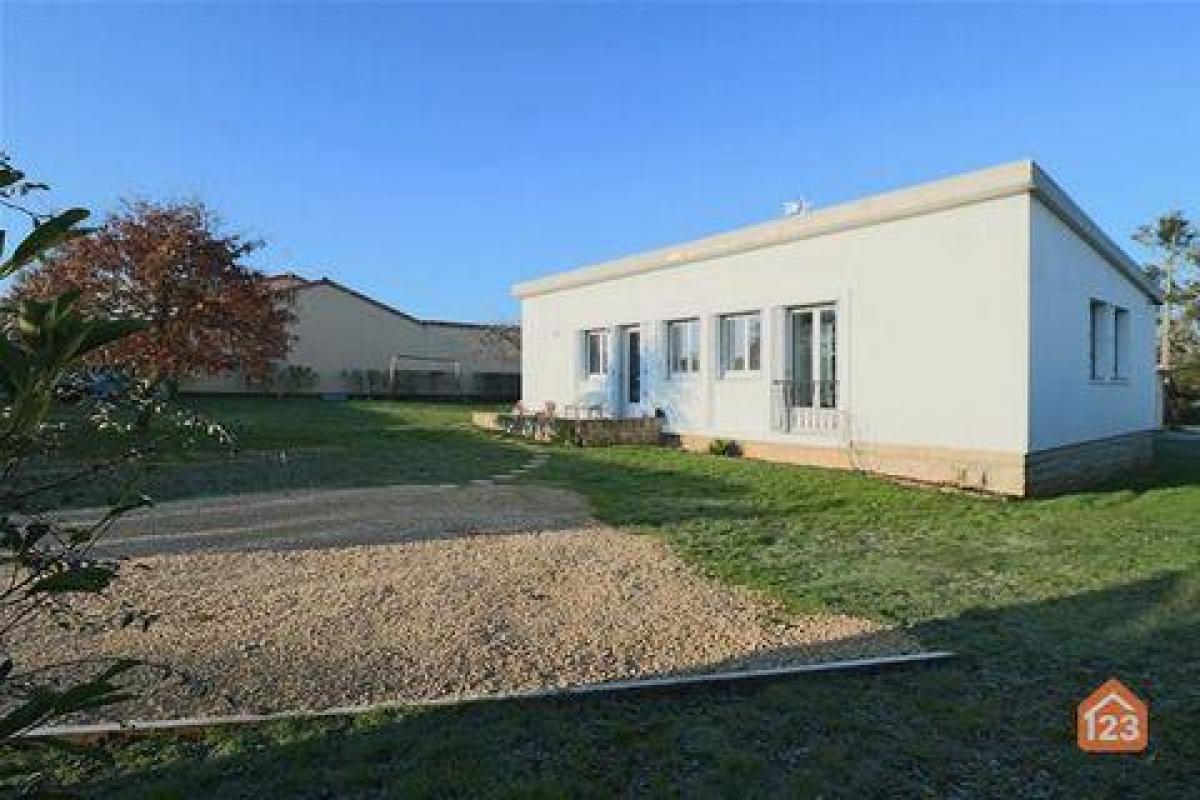 Casa T3 em Lusignan, France N.º 26126
