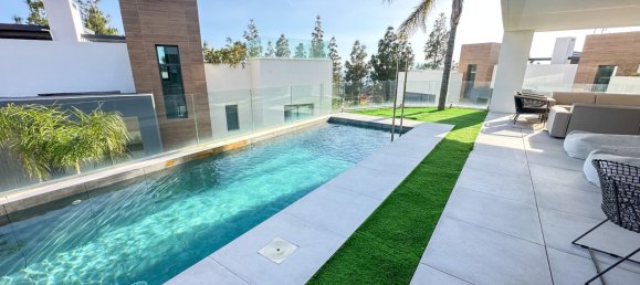 3 bedrooms Duplex in Marbella, Spain No. 148005 2