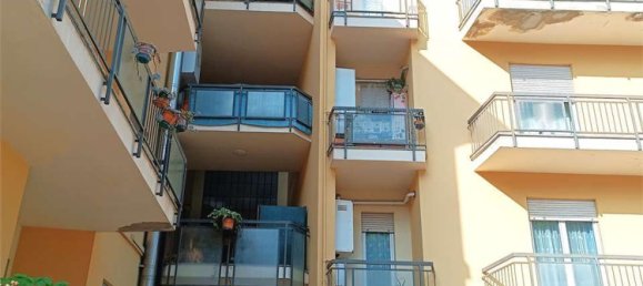 3 rooms Apartment in Pont Saint Martin, Italy No. 215906 3