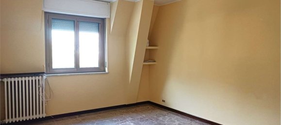 3 rooms Apartment in Pont Saint Martin, Italy No. 215906 11