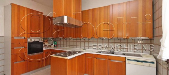 Villa T8 em Bondeno, Italy N.º 128701 12