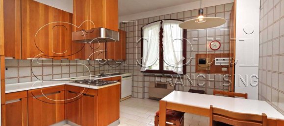 Villa T8 em Bondeno, Italy N.º 128701 11