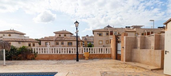 Adosado de 2 dormitorios en Alicante, Spain No. 190528 34