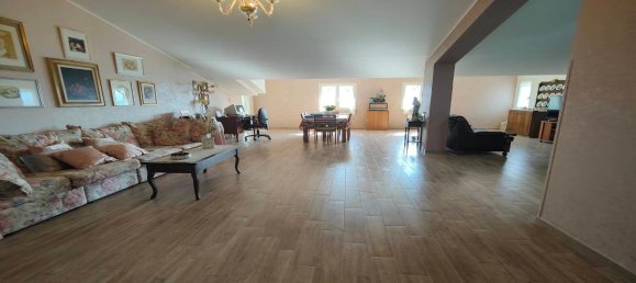 30-salle Appartement à Zumpano, Italy No. 80150 2