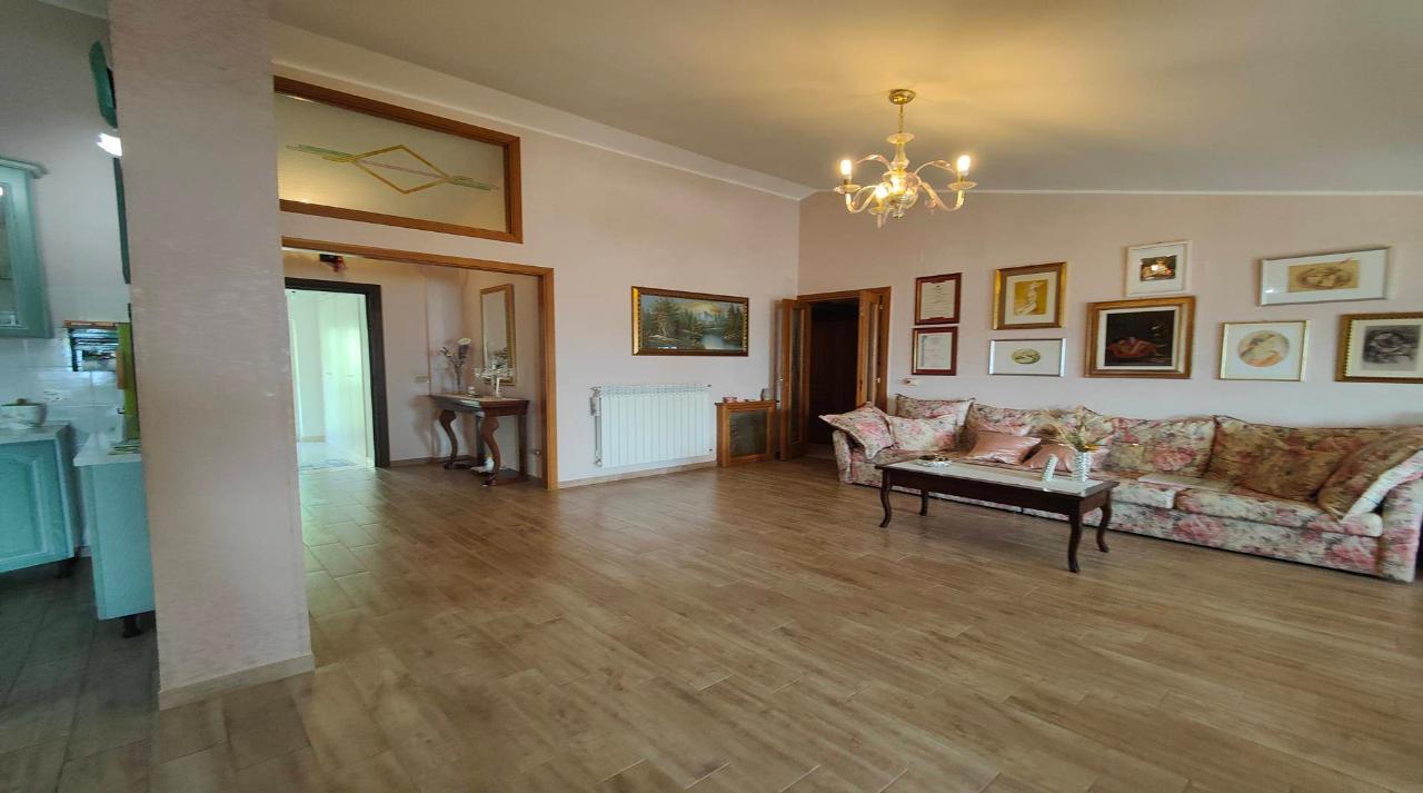 30-salle Appartement à Zumpano, Italy No. 80150