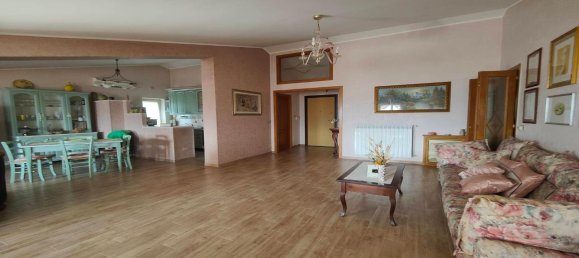 30-salle Appartement à Zumpano, Italy No. 80150 4