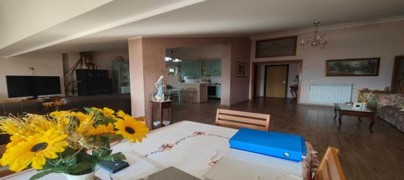 30-salle Appartement à Zumpano, Italy No. 80150 5