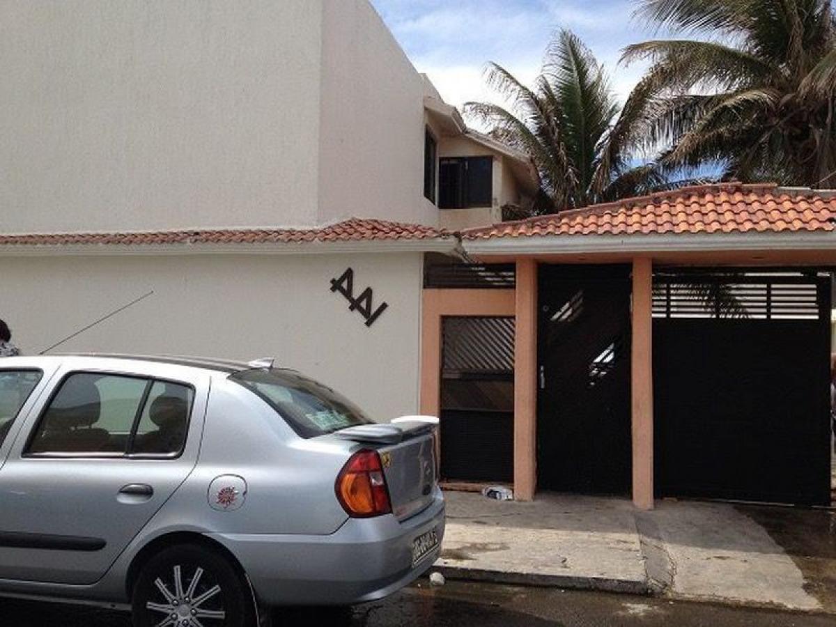 Casa de 3 dormitorios en Veracruz, Mexico No. 228327