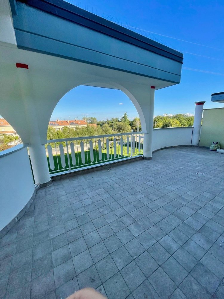 3 Schlafzimmer Wohnung in Arluno, Italy, Nr. 373130