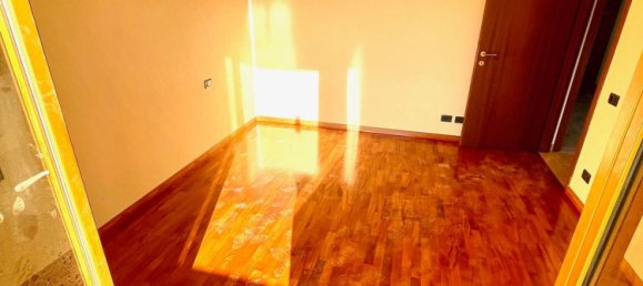 3 Schlafzimmer Wohnung in Arluno, Italy, Nr. 373130 14