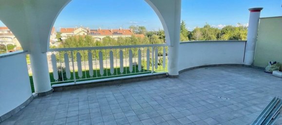 3 Schlafzimmer Wohnung in Arluno, Italy, Nr. 373130 6