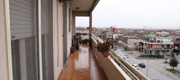 Apartamento de 4 divisões em Maddaloni, Italy N.º 65052 36