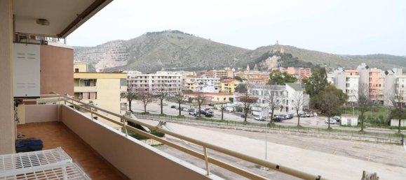 Apartamento de 4 divisões em Maddaloni, Italy N.º 65052 33
