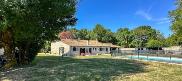 6 غرف نوم منزل في Aumagne, France رقم 357449 2