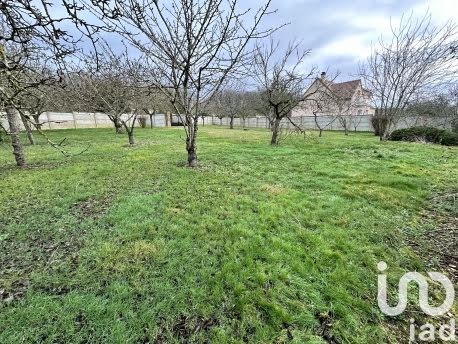 971m² Land in Fontaine-la-Guyon, France No. 41699