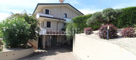 3 bedrooms Villa in Arzignano, Italy No. 321737 20