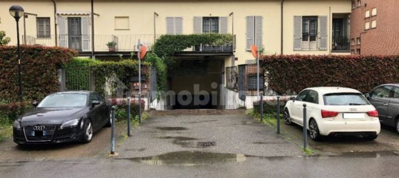 Garagem em Locate di Triulzi, Italy 24 m² N.º 316404 3