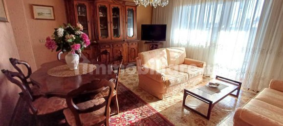 4 bedrooms Apartment in Trezzano sul Naviglio, Italy No. 315658 2