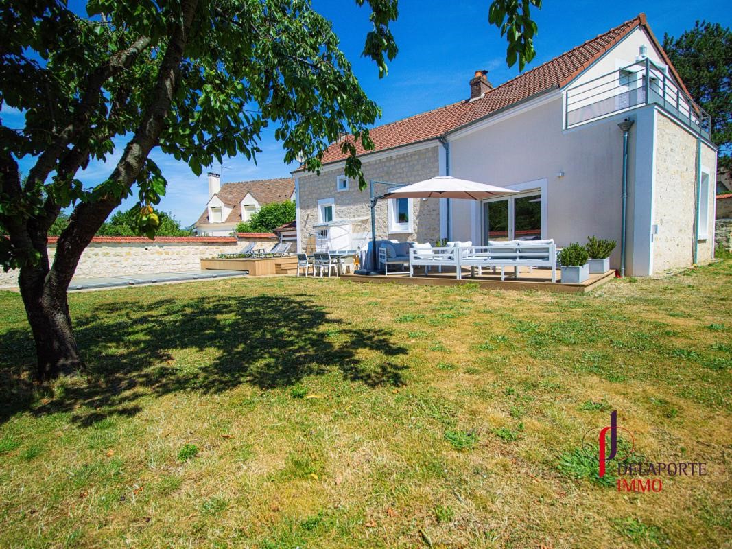 4 bedrooms House in L'Isle-Adam, France No. 352140