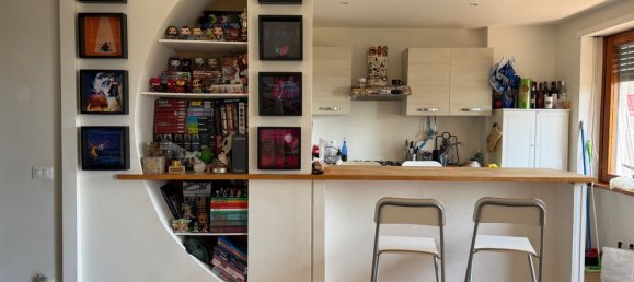 2 bedrooms Apartment in Rome, Italy No. 373474 5