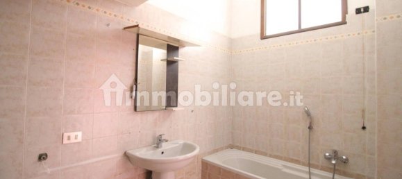 Apartamento de 1 dormitorio en Parabiago, Italy No. 326238 10