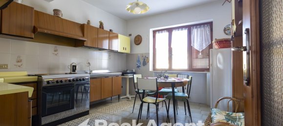 Apartamento de 4 habitaciónes en Lamezia Terme, Italy No. 185214 39
