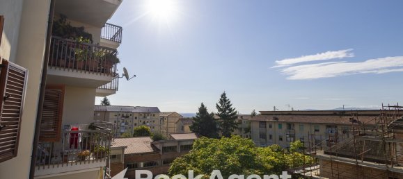 Apartamento de 4 habitaciónes en Lamezia Terme, Italy No. 185214 118