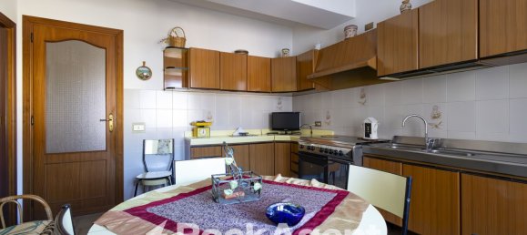 Apartamento de 4 habitaciónes en Lamezia Terme, Italy No. 185214 47