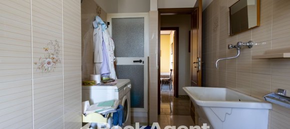 Apartamento de 4 habitaciónes en Lamezia Terme, Italy No. 185214 122