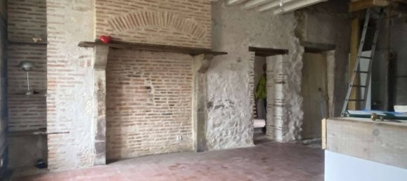 Casa de 3 dormitorios en Chery, France No. 45222 2