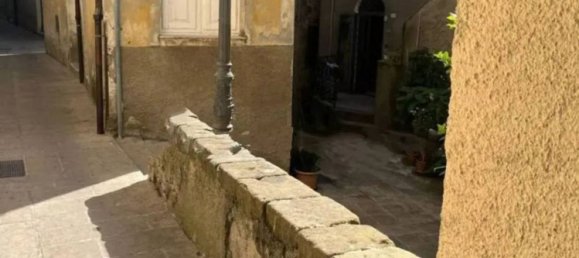 3 rooms Apartment in Manciano, Italy No. 128306 8